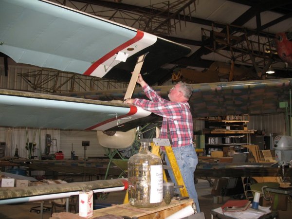 Fitting the interplane strut