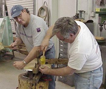 Shaping the edges of the fuel tank side
