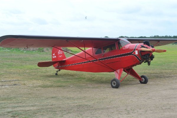 Rearwin Sportster on field