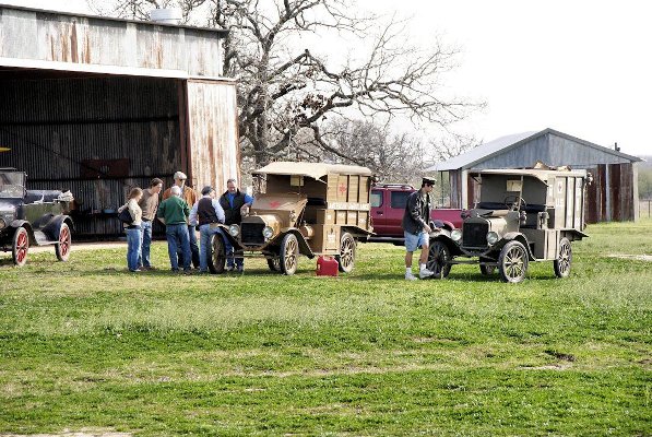 Gathering at the Model Ts to travel to lunch